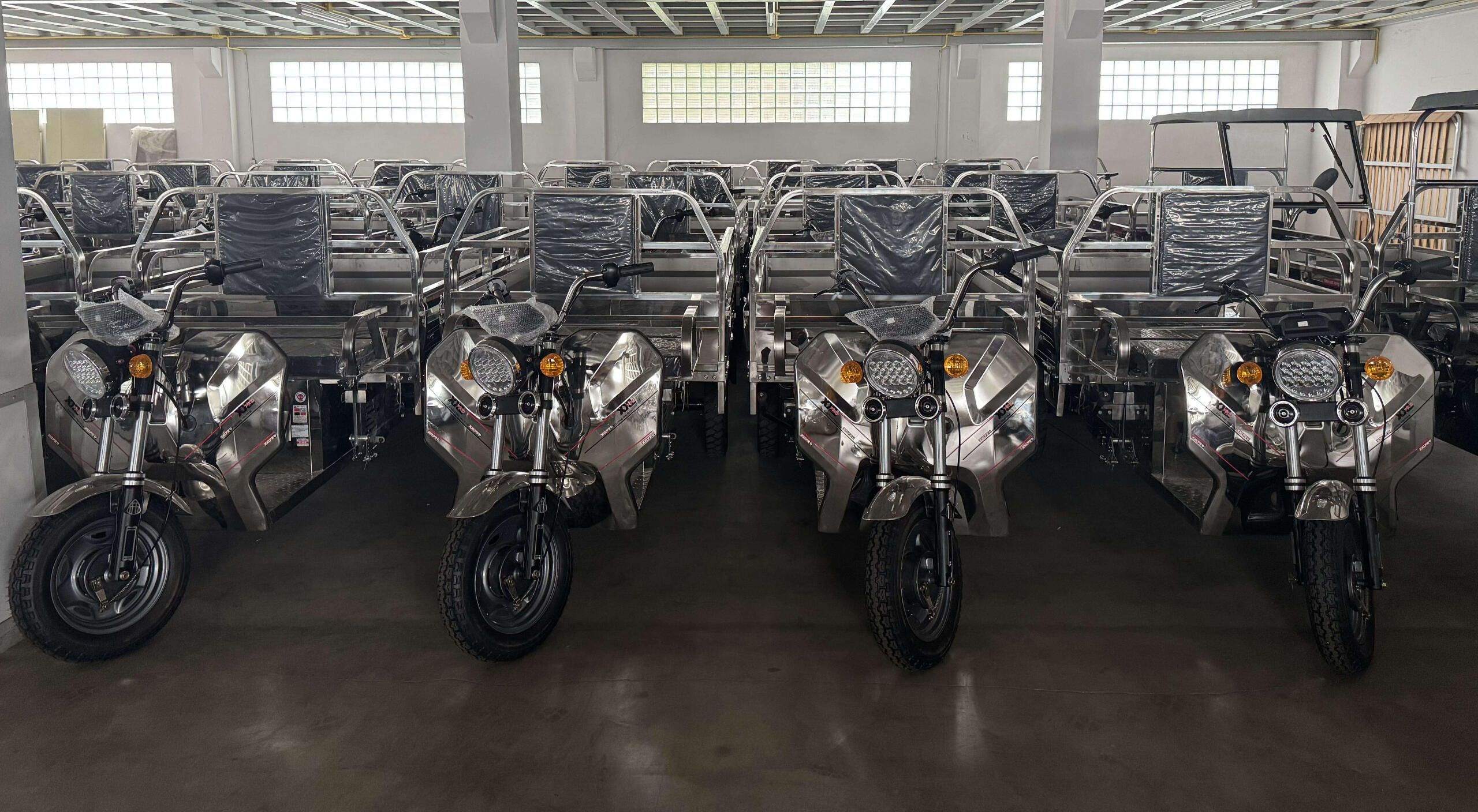 XXL Pro รถสามล้อไฟฟ้า สแตนเลสแท้ รถสามล้อไฟฟ้า สแตนเลสแท้ แข็งแรง ทนทาน พร้อมใช้งานหนักในทุกพื้นที่ ผลิตและจัดส่งโดย XXL Pro นนทบุรี